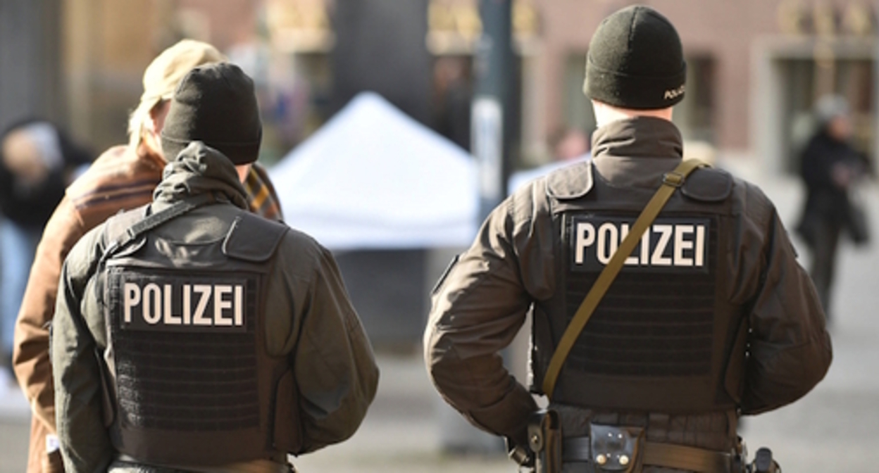 German law enforcers, photo: bangkokbook.ru German law enforcers, photo: bangkokbook.ru