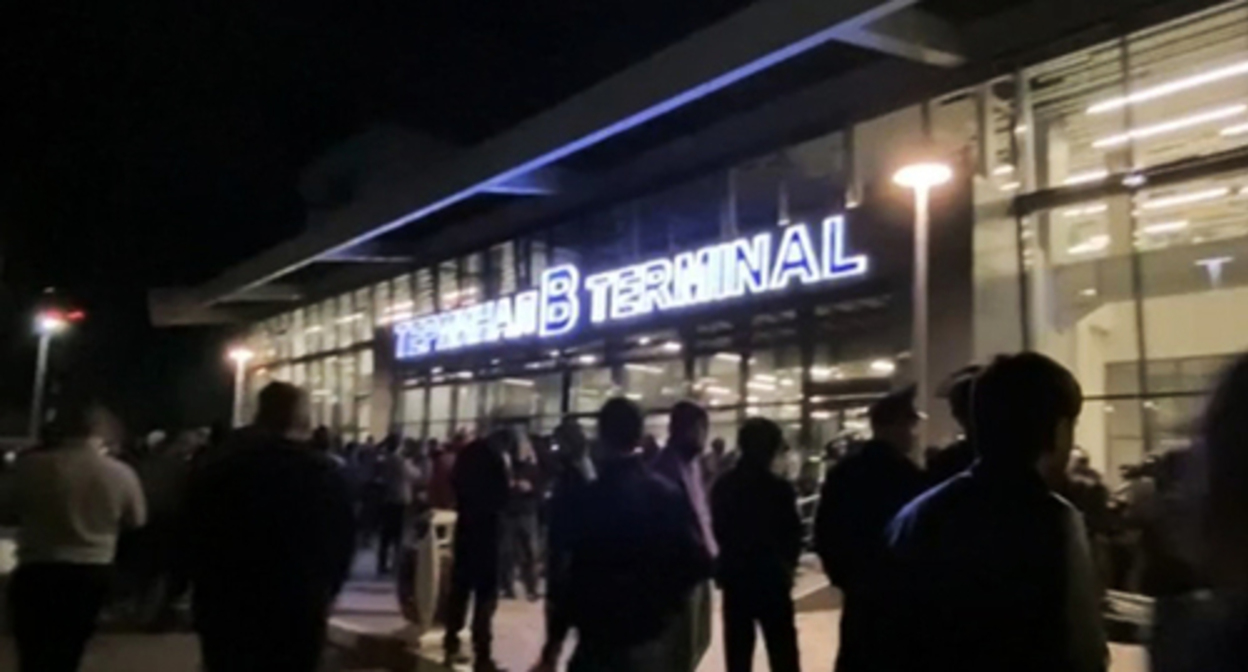 The riots at the Makhachkala airport. Screenshot of the video by the RIA Novosti The riots at the Makhachkala airport. Screenshot of the video by the RIA Novosti
