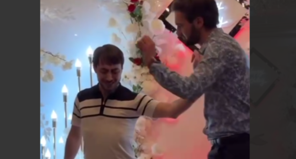 Two young men dancing. Screenshot of the video posted in the “Echo of Dagestan” Telegram channel on December 28, 2023 https://t.me/echo_dagestan/2327 Two young men dancing. Screenshot of the video posted in the “Echo of Dagestan” Telegram channel on December 28, 2023 https://t.me/echo_dagestan/2327