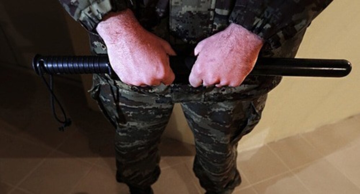 A law enofrcer. Photo: Yelena Sineok, Yuga.ru A law enofrcer. Photo: Yelena Sineok, Yuga.ru