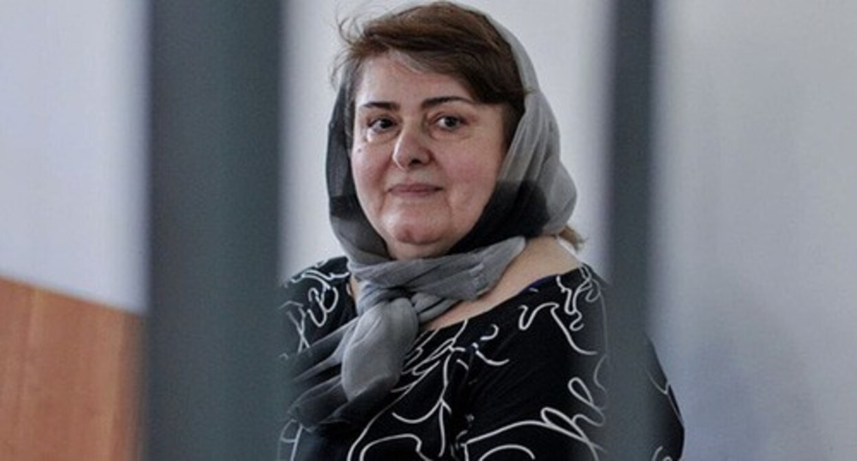 Zarema Musaeva. Photo: SOTAvision (included into the register of foreign agents) // Antonina Favorskaya https://sotavision.world/zaremu-musaevu-ne-podklyuchili-po-vks-k-kassaczii-na-prigovor-ee-etapiruyut-v-druguyu-koloniyu/ Zarema Musaeva. Photo: SOTAvision (included into the register of foreign agents) // Antonina Favorskaya https://sotavision.world/zaremu-musaevu-ne-podklyuchili-po-vks-k-kassaczii-na-prigovor-ee-etapiruyut-v-druguyu-koloniyu/