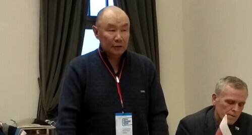 Vladimir Dovdanov* (left). Screenshot of a video posted on Artur Asafyev's YouTube channel https://www.youtube.com/watch?v=UIp4AA9BKLs Vladimir Dovdanov* (left). Screenshot of a video posted on Artur Asafyev's YouTube channel https://www.youtube.com/watch?v=UIp4AA9BKLs