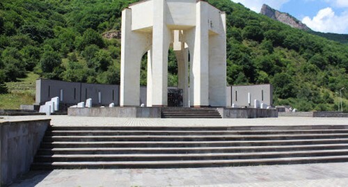 The Memorial to the Victims of Repression of the Karachay People. Photo by the administration of the Karachayevsky District http://karachaevsk.info The Memorial to the Victims of Repression of the Karachay People. Photo by the administration of the Karachayevsky District http://karachaevsk.info