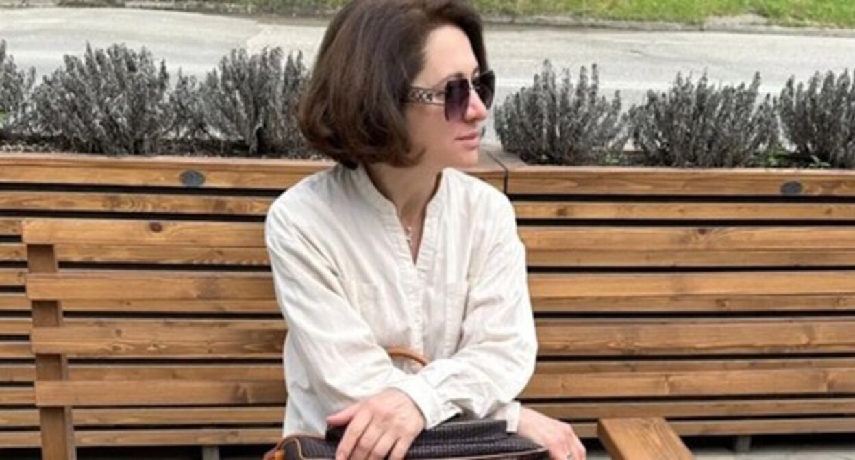 Olga Begretova (Efendieva), photo: the "Memorial" Centre for Human Rights Defence (CHRD) https://memorialcenter.org/news/byvshaya-sotrudnicza-memoriala-pozhalovalas-na-pogranichnikov Olga Begretova (Efendieva), photo: the "Memorial" Centre for Human Rights Defence (CHRD) https://memorialcenter.org/news/byvshaya-sotrudnicza-memoriala-pozhalovalas-na-pogranichnikov