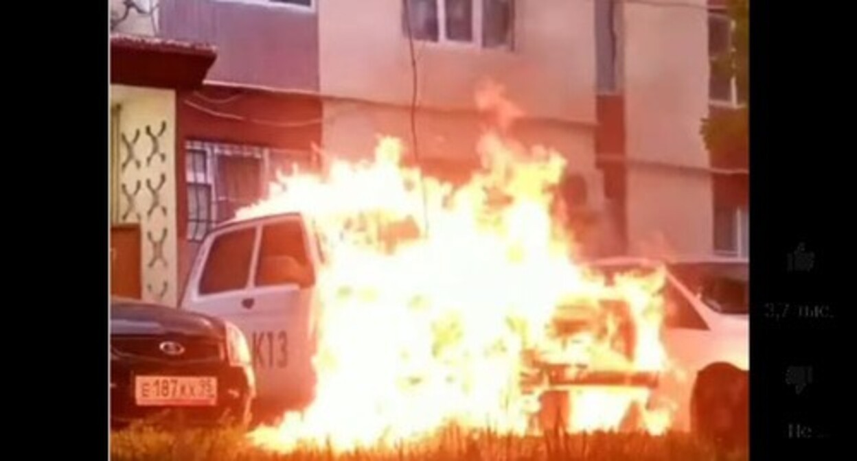 Car arson in Grozny, screenshot of a video posted on MAKALOV YouTube channel https://www.youtube.com/shorts/emxd1IgZlyM Car arson in Grozny, screenshot of a video posted on MAKALOV YouTube channel https://www.youtube.com/shorts/emxd1IgZlyM