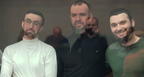 Kemal Tambiev, Abubakar Rizvanov, Abdulmumin Gadjiev (from left to right). Photo by the "Caucasian Knot" correspondent Kemal Tambiev, Abubakar Rizvanov, Abdulmumin Gadjiev (from left to right). Photo by the "Caucasian Knot" correspondent