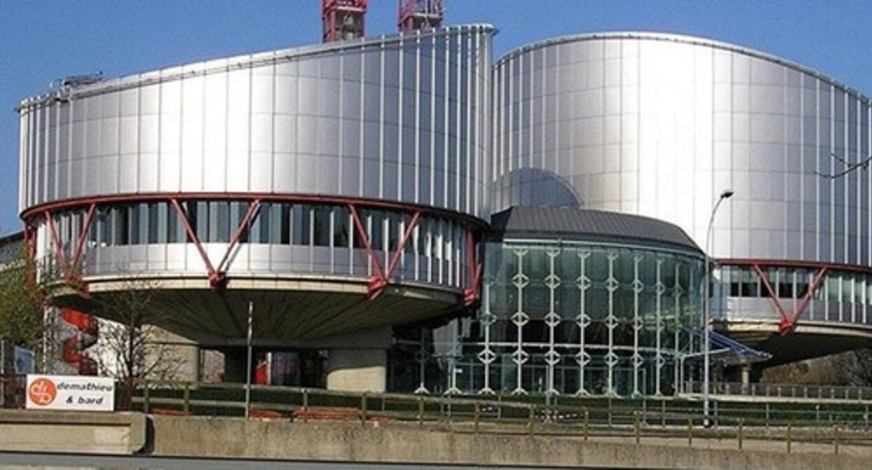 The European Court of Human Rights. Photo: report.az https://report.az/ru/drugie-strany/izbran-noviy-glava-evropeyskogo-suda-po-pravam-cheloveka/ The European Court of Human Rights. Photo: report.az https://report.az/ru/drugie-strany/izbran-noviy-glava-evropeyskogo-suda-po-pravam-cheloveka/