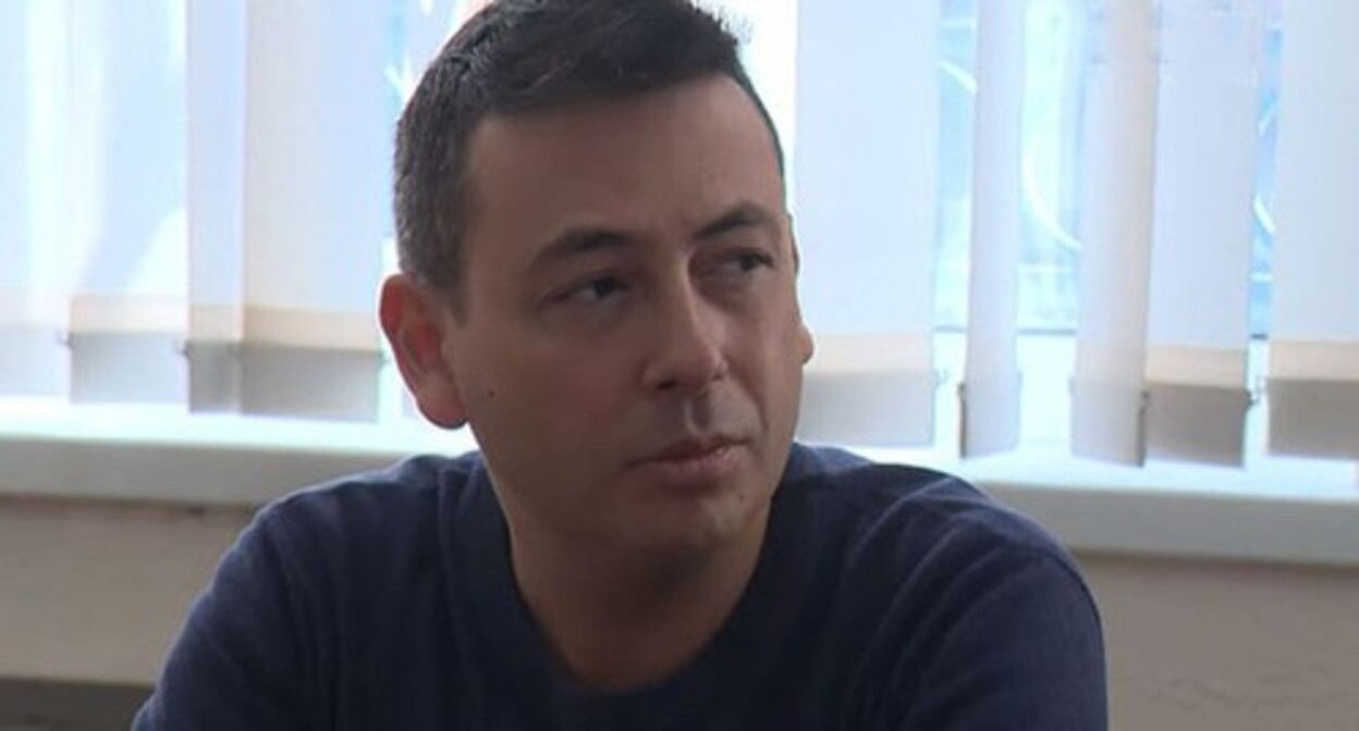 Ruslan Totrov. Photo: https://alaniatv.ru/zhurnalist-ruslan-totrov-oshtrafovan-na-50-tysyach-rublej-za-diskreditatsiyu-vs-rf/ Ruslan Totrov. Photo: https://alaniatv.ru/zhurnalist-ruslan-totrov-oshtrafovan-na-50-tysyach-rublej-za-diskreditatsiyu-vs-rf/