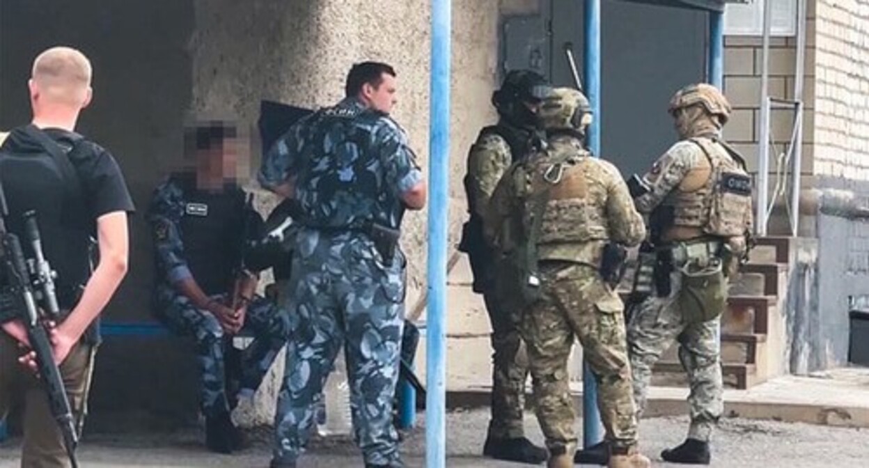 Law enforcers. Photo by the press service of the National Guard of Russia Law enforcers. Photo by the press service of the National Guard of Russia