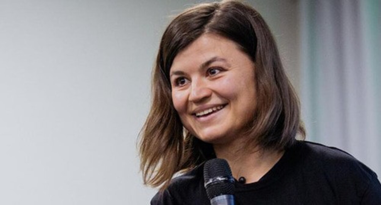 Zalina Marshenkulova*. Photo: https://yeltsin.ru/news/zalina-marshenkulova-lyubaya-zhenshina-kotoraya-schitaet-sebya-lichnostyu-eto-feministka/ Zalina Marshenkulova*. Photo: https://yeltsin.ru/news/zalina-marshenkulova-lyubaya-zhenshina-kotoraya-schitaet-sebya-lichnostyu-eto-feministka/