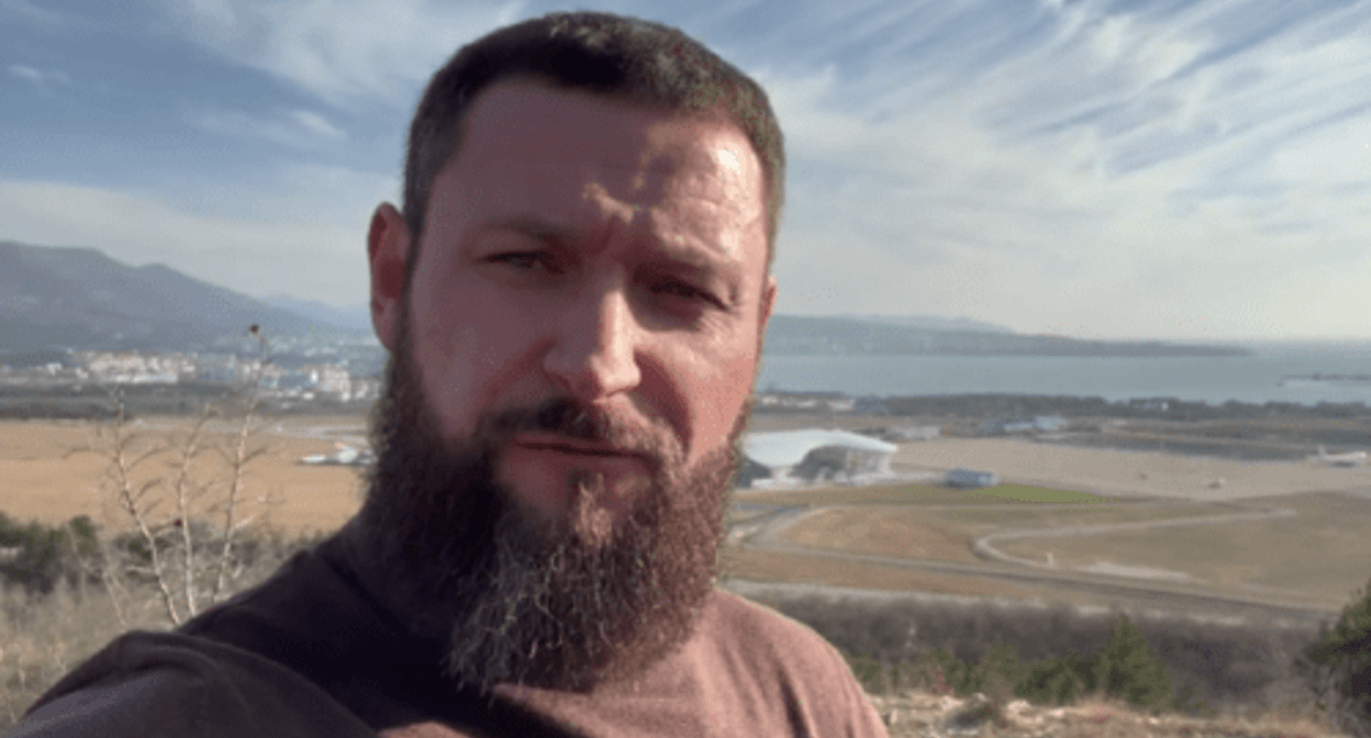 Vadim Kharchenko (included into the register of foreign agents). Screenshot of a video posted on the Telegram channel "Lichnoe Mnenie" (Personal Opinion) on January 21, 2023 https://www.youtube.com/watch?v=HpQQBLzwJzs Vadim Kharchenko (included into the register of foreign agents). Screenshot of a video posted on the Telegram channel "Lichnoe Mnenie" (Personal Opinion) on January 21, 2023 https://www.youtube.com/watch?v=HpQQBLzwJzs