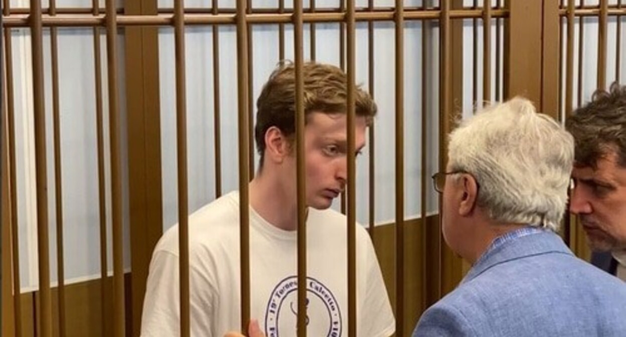 Timur Bazhaev in a courtroom. Photo: 360 TV channel https://vk.com/wall-43618728_3090896 Timur Bazhaev in a courtroom. Photo: 360 TV channel https://vk.com/wall-43618728_3090896