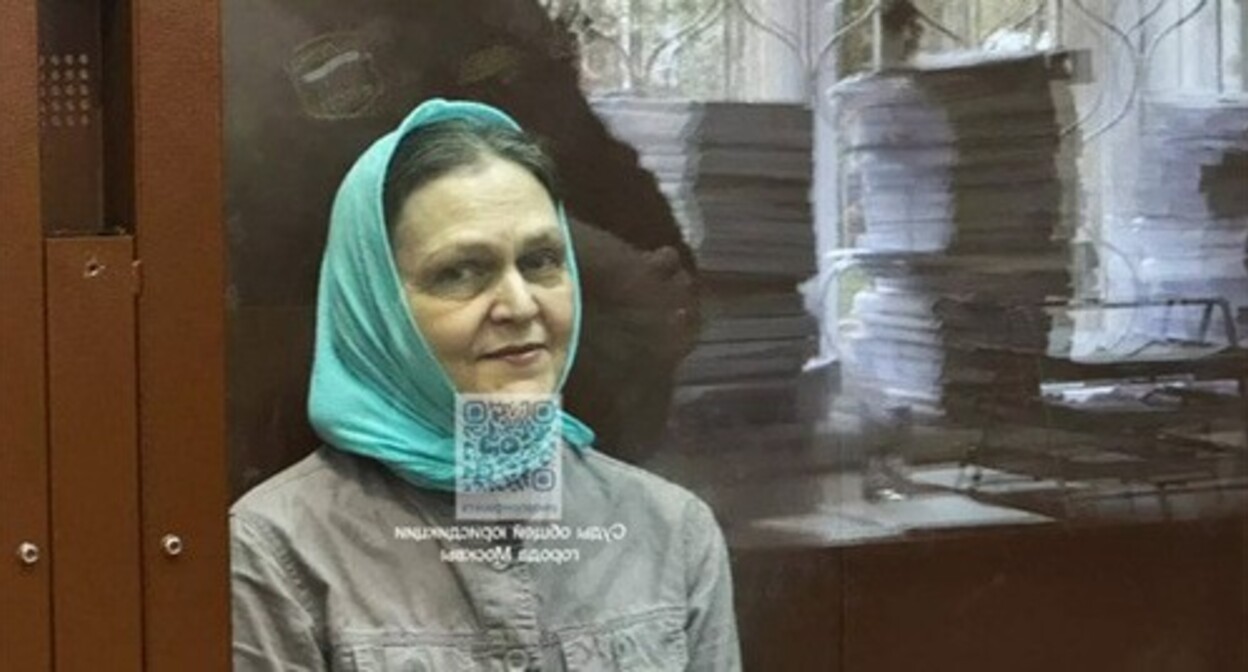 Nadezhda Kevorkova. Photo: "Chernovik" (Draft) outlet https://chernovik.net/news/zhurnalist-nadezhda-kevorkova-arestovana-na-dva-mesyaca-sud-otkazalsya-doprosit-maksima Nadezhda Kevorkova. Photo: "Chernovik" (Draft) outlet https://chernovik.net/news/zhurnalist-nadezhda-kevorkova-arestovana-na-dva-mesyaca-sud-otkazalsya-doprosit-maksima