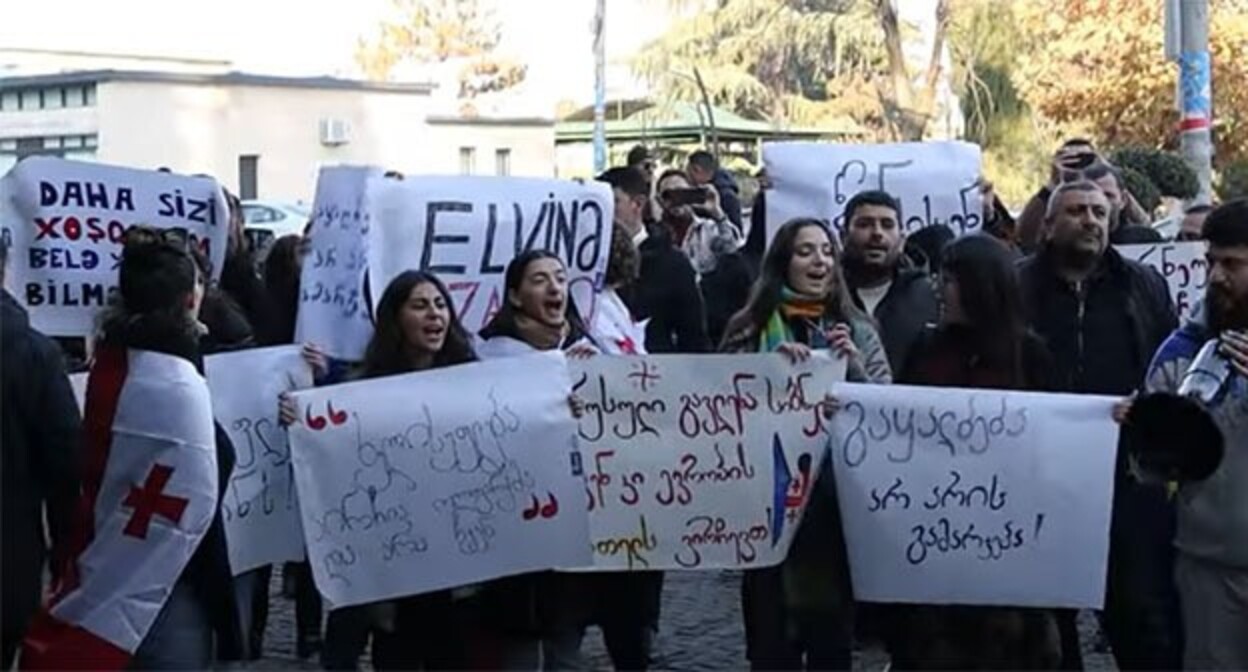 A protest rally in support of Karimov. December 5, 2024. Screenshot of a video https://www.youtube.com/watch?v=mTL-UYpAdEc A protest rally in support of Karimov. December 5, 2024. Screenshot of a video https://www.youtube.com/watch?v=mTL-UYpAdEc