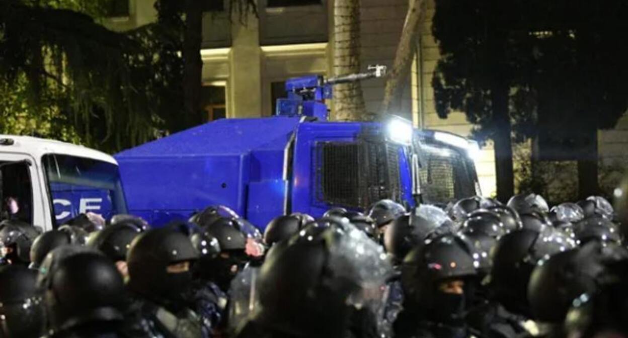 The police at a protest action on the streets of Tbilisi. December 4, 2024. Photo: Telegram channel Tbilisi life The police at a protest action on the streets of Tbilisi. December 4, 2024. Photo: Telegram channel Tbilisi life