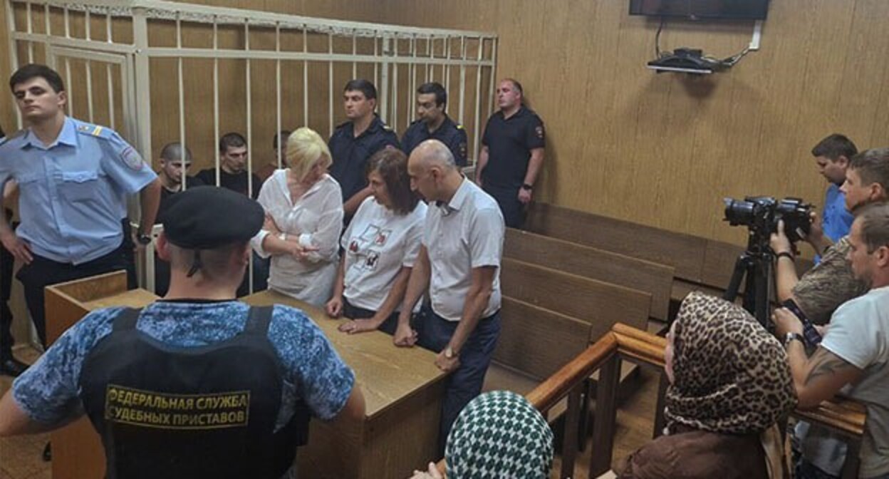 The defendants in the case on the pogrom at an airport in Makhachkala in a courtroom. Photo: https://mo-kizilurt.ru/ The defendants in the case on the pogrom at an airport in Makhachkala in a courtroom. Photo: https://mo-kizilurt.ru/