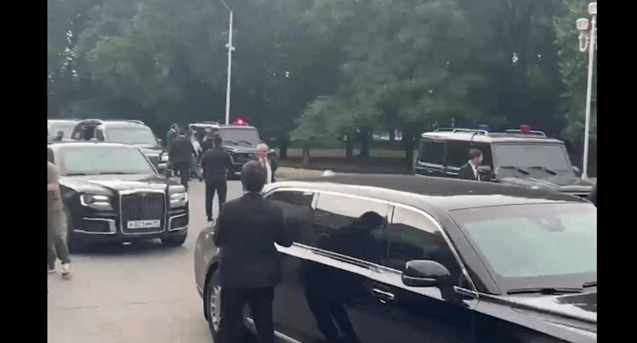 Cars with tinted windows from the motorcade of the head of Chechnya. Screenshot of a video posted by "Sapa Media" on July 6, 2024 https://t.me/sapa_15/3722 Cars with tinted windows from the motorcade of the head of Chechnya. Screenshot of a video posted by "Sapa Media" on July 6, 2024 https://t.me/sapa_15/3722