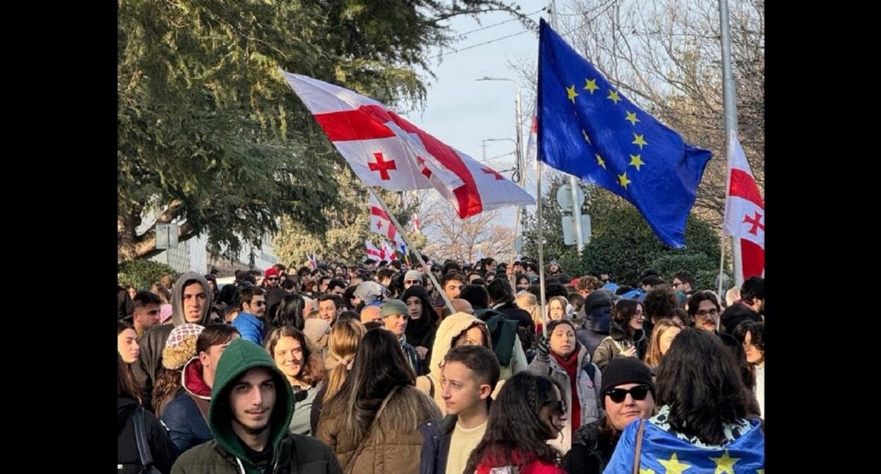 A march in Tbilisi. January 25, 2025. Photo: Tabula https://t.me/Tbilisi_life/36401 A march in Tbilisi. January 25, 2025. Photo: Tabula https://t.me/Tbilisi_life/36401