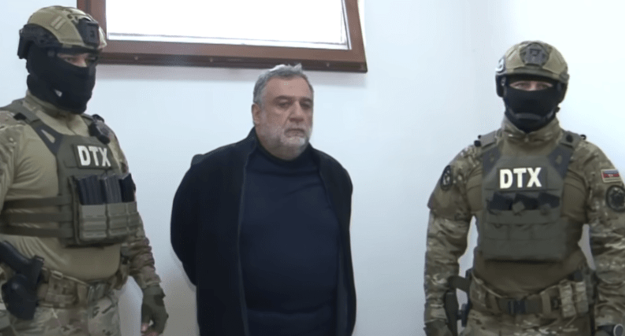 Ruben Vardanyan with the Azerbaijani law enforcers. Screenshot of a video posted by Baku TV on September 28, 2023 https://www.youtube.com/watch?v=jCumNjZ4FAw Ruben Vardanyan with the Azerbaijani law enforcers. Screenshot of a video posted by Baku TV on September 28, 2023 https://www.youtube.com/watch?v=jCumNjZ4FAw