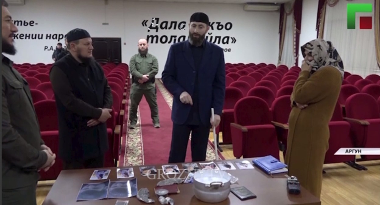 Larisa Zakrailova (left), screenshot of a report https://t.me/groznytv/27828 Larisa Zakrailova (left), screenshot of a report https://t.me/groznytv/27828