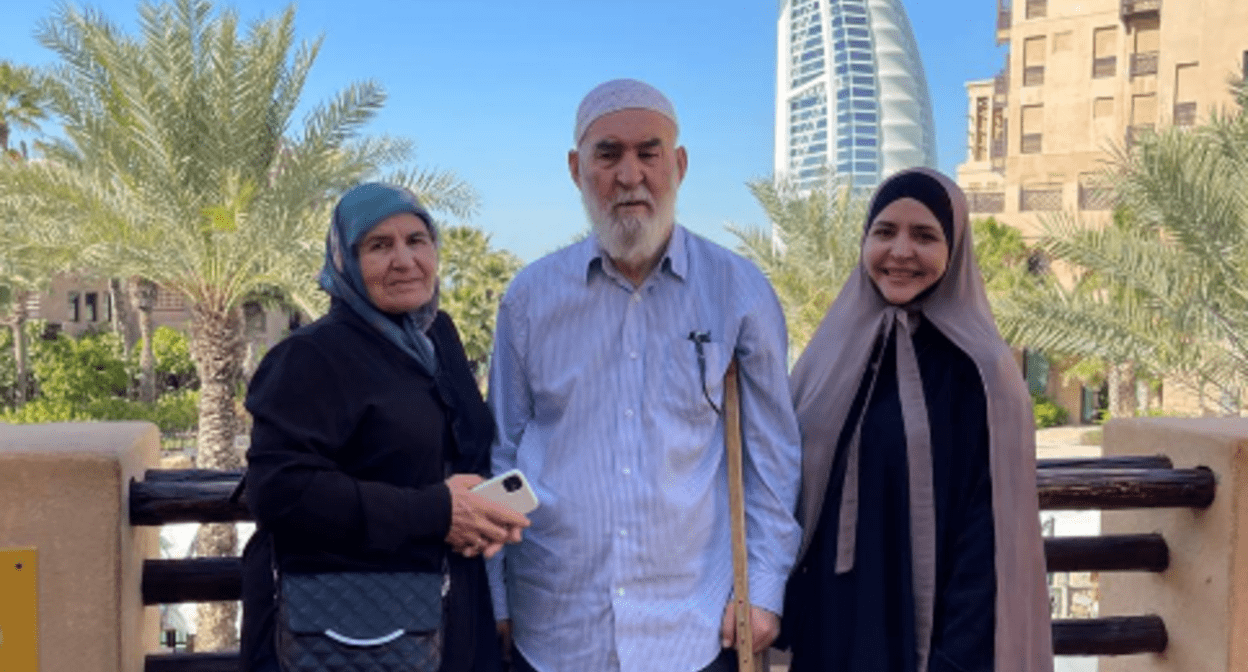 The parents and sister of Abubakar Rizvanov. Screenshot of a photo posted on Zumrud Rizvanova's Telegram channel on February 21, 2023 https://t.me/rizvanova/738 The parents and sister of Abubakar Rizvanov. Screenshot of a photo posted on Zumrud Rizvanova's Telegram channel on February 21, 2023 https://t.me/rizvanova/738