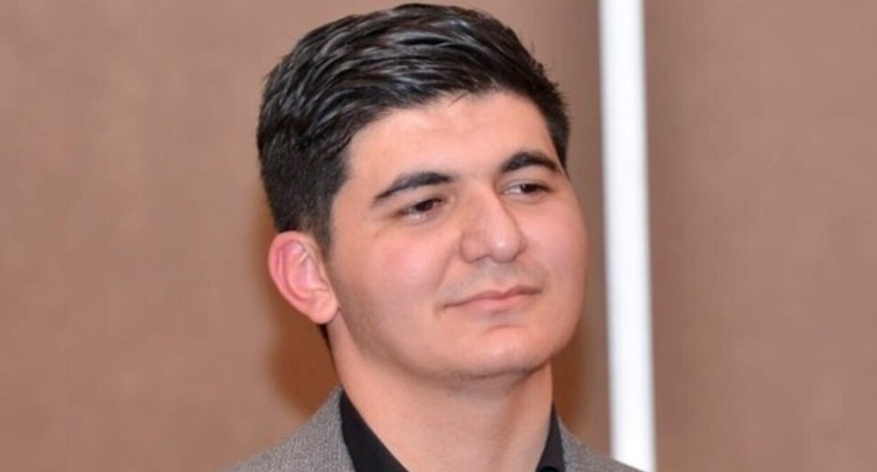 Akhmed Mamedli. Photo: https://www.meydan.tv/ru/article/grazhdanskij-aktivist-arestovan-posle-posta-s-kritikoj-prezidenta-strany/ Akhmed Mamedli. Photo: https://www.meydan.tv/ru/article/grazhdanskij-aktivist-arestovan-posle-posta-s-kritikoj-prezidenta-strany/