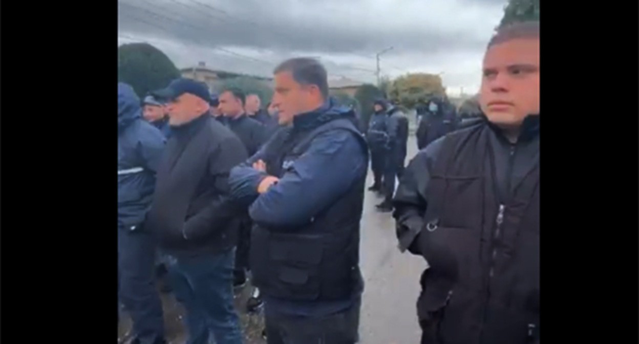 A protest action in Zugdidi. April 9, 2025. Screenshot of a video https://www.facebook.com/watch/live/?ref=watch_permalink&v=4164374507126137&rdid=EPhGeGhgMVBuZjYl the activities of the Meta Company, owning Facebook, are banned in Russia A protest action in Zugdidi. April 9, 2025. Screenshot of a video https://www.facebook.com/watch/live/?ref=watch_permalink&v=4164374507126137&rdid=EPhGeGhgMVBuZjYl the activities of the Meta Company, owning Facebook, are banned in Russia