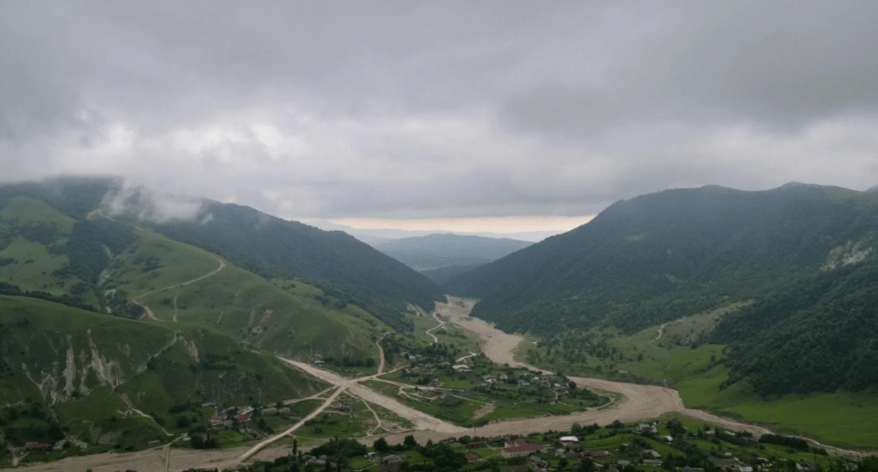 A Chechen village. Screenshot of a photo posted on a website https://www.culture.ru/events/3606150/urok-kraevedeniya-selo-v-kotorom-ya-zhivu A Chechen village. Screenshot of a photo posted on a website https://www.culture.ru/events/3606150/urok-kraevedeniya-selo-v-kotorom-ya-zhivu