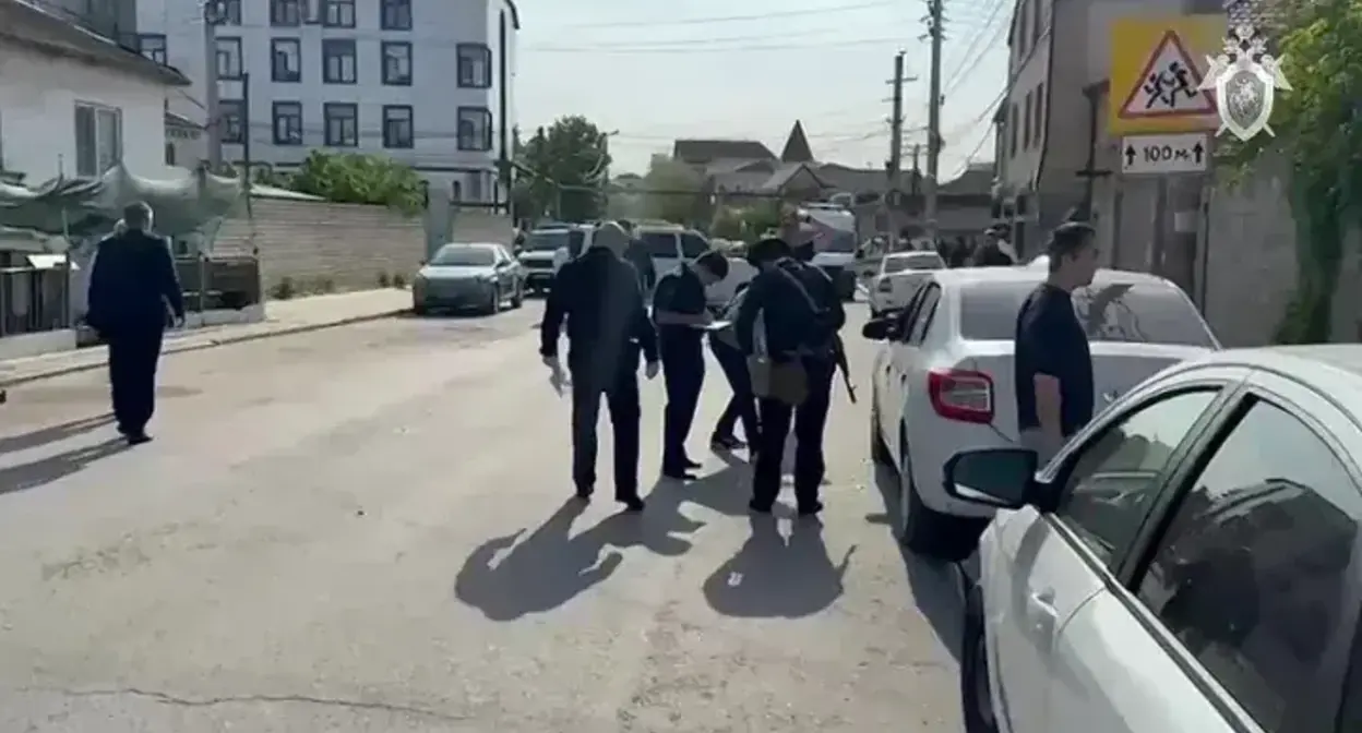 The scene of the shootout in Makhachkala. May 5, 2025. Photo: Investigative Committee of Russia The scene of the shootout in Makhachkala. May 5, 2025. Photo: Investigative Committee of Russia