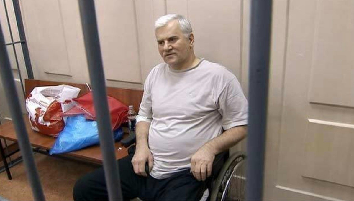 Said Amirov: a video screenshot: https://www.1tv.ru/news/2013-06-14/68795-podsledstvennyy_said_amirov_otstranen_ot_dolzhnosti_mera_mahachkaly Said Amirov: a video screenshot: https://www.1tv.ru/news/2013-06-14/68795-podsledstvennyy_said_amirov_otstranen_ot_dolzhnosti_mera_mahachkaly