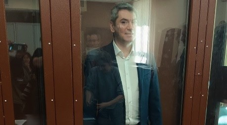 Grigory Melkonyants in the courtroom. April 16, 2025. Photo by a "Caucasian Knot" correspondent. Grigory Melkonyants in the courtroom. April 16, 2025. Photo by a "Caucasian Knot" correspondent.