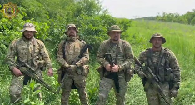 A frame of video of Akhmat special forces fighters. June 5, 2025. Video screenshot https://t.me/AptiAlaudinovAKHMAT/11189 A frame of video of Akhmat special forces fighters. June 5, 2025. Video screenshot https://t.me/AptiAlaudinovAKHMAT/11189