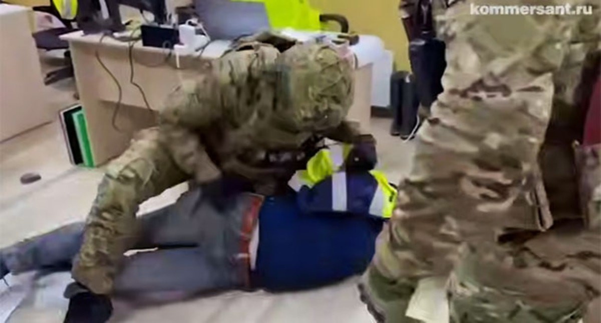 Detention of a spy at Sukhum airport. June 10, 2025. Video screenshot https://t.me/kommersant/84801 Detention of a spy at Sukhum airport. June 10, 2025. Video screenshot https://t.me/kommersant/84801