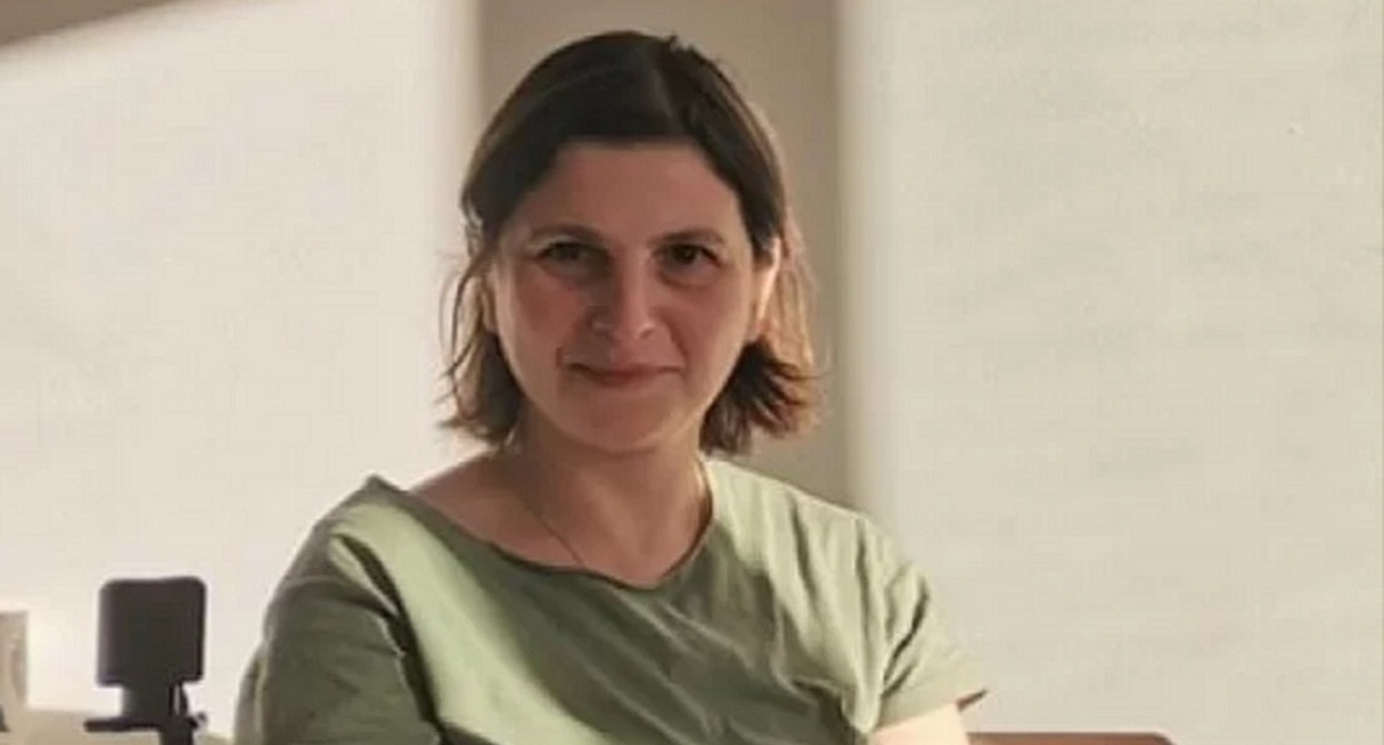 Nino Datashvili. Screenshot of the publication "News Georgia" https://www.newsgeorgia.ge/sud-v-tbilisi-zakljuchil-pod-strazhu-aktivistku-datashvili-obvinjaemuju-v-napadenii-na-pristava/ Nino Datashvili. Screenshot of the publication "News Georgia" https://www.newsgeorgia.ge/sud-v-tbilisi-zakljuchil-pod-strazhu-aktivistku-datashvili-obvinjaemuju-v-napadenii-na-pristava/