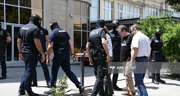 Search in the office of "Sputnik Azerbaijan". Photo: https://vesti.az/kriminal/mvd-provodit-obyski-v-ofise-agentstva-sputnik-azerbaidzan-foto-550402 Search in the office of "Sputnik Azerbaijan". Photo: https://vesti.az/kriminal/mvd-provodit-obyski-v-ofise-agentstva-sputnik-azerbaidzan-foto-550402