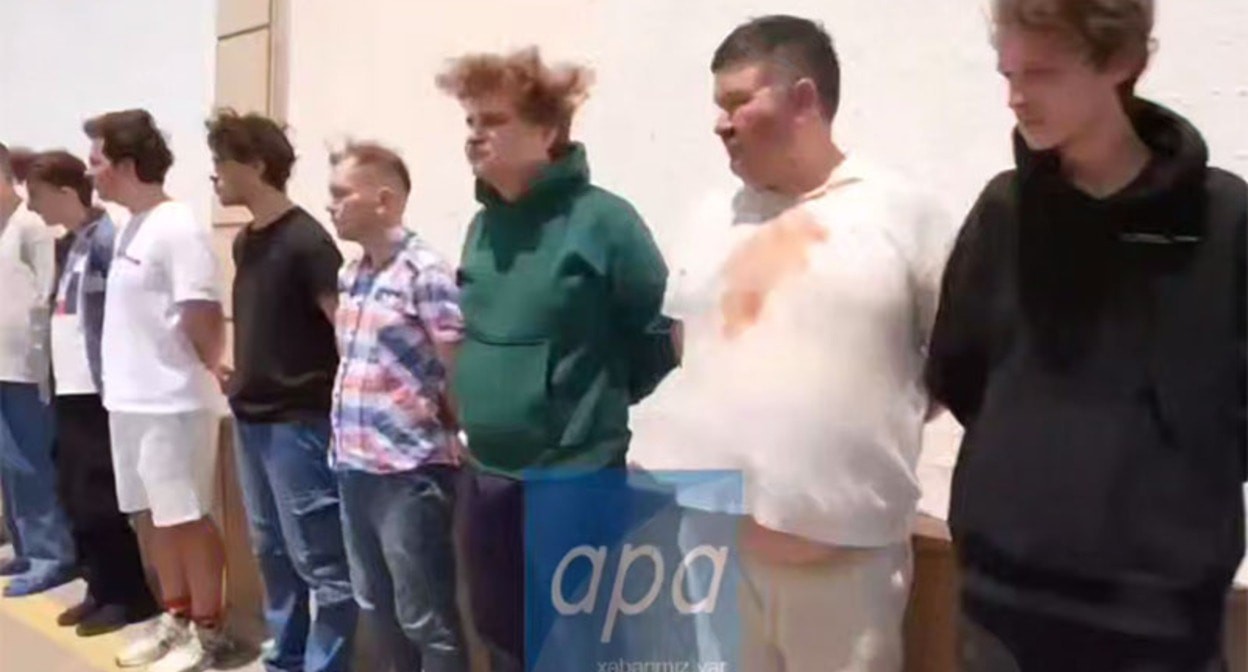 Still from a video of Russians detained in Azerbaijan. July 1, 2025. Screenshot of the video https://t.me/apa_az/100157 Still from a video of Russians detained in Azerbaijan. July 1, 2025. Screenshot of the video https://t.me/apa_az/100157