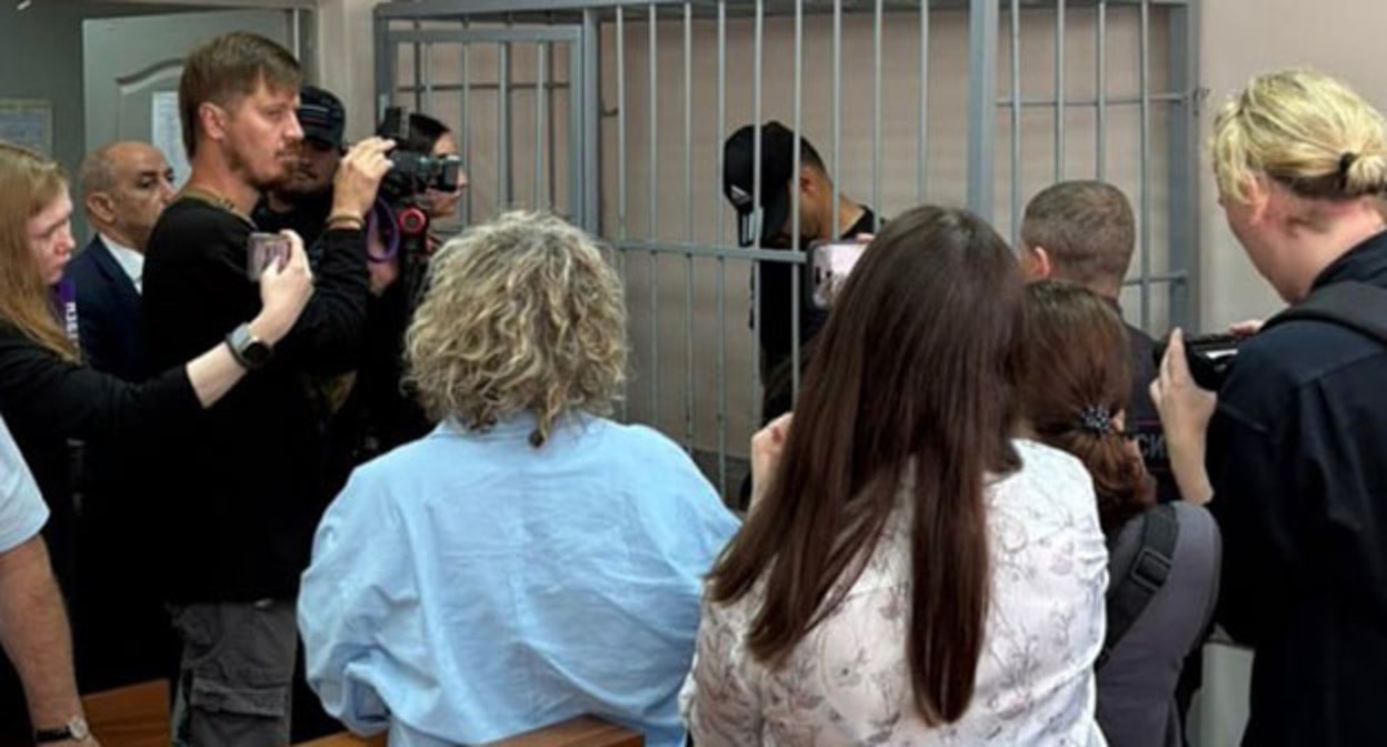 Shahin Lalayev in the courtroom. July 2, 2025. Photo: https://t.me/ekboblsud/3256 Shahin Lalayev in the courtroom. July 2, 2025. Photo: https://t.me/ekboblsud/3256