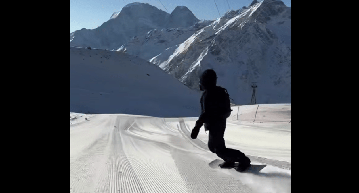 Descent from Elbrus. Still frame from the Telegram channel of the resort from 06.07.25, https://t.me/elbrusresort/7659 Descent from Elbrus. Still frame from the Telegram channel of the resort from 06.07.25, https://t.me/elbrusresort/7659