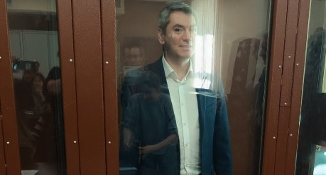 Grigory Melkonyants in the courtroom. April 16, 2025. Photo by a "Caucasian Knot" correspondent Grigory Melkonyants in the courtroom. April 16, 2025. Photo by a "Caucasian Knot" correspondent