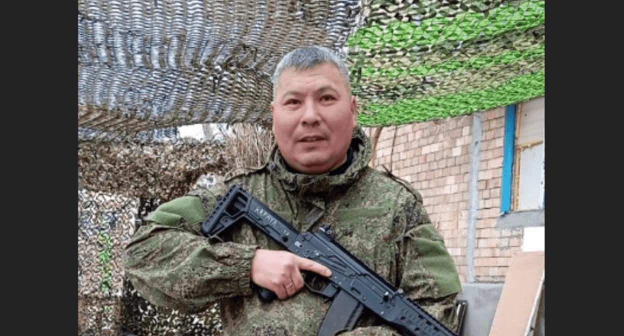 Bulat Bekbaev. Screenshot of a photo from the Telegram channel of the Volodarsky district administration from 28.07.25, https://t.me/regionvol/10467 Bulat Bekbaev. Screenshot of a photo from the Telegram channel of the Volodarsky district administration from 28.07.25, https://t.me/regionvol/10467