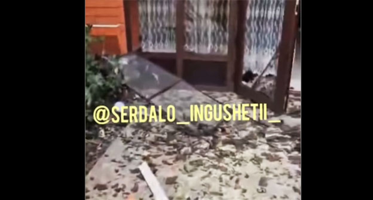 Consequences of a drone crash in Nizhniye Achaluki. Screenshot of the video https://www.instagram.com/reel/DMkNaZFNM8e/ belongs to the Meta company, whose activities are prohibited in Russia Consequences of a drone crash in Nizhniye Achaluki. Screenshot of the video https://www.instagram.com/reel/DMkNaZFNM8e/ belongs to the Meta company, whose activities are prohibited in Russia