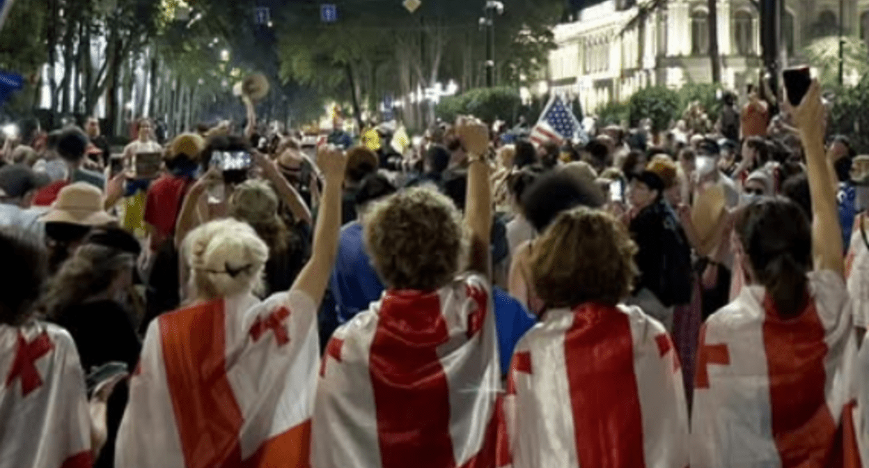 Participants of the action in Tbilisi. Screenshot of the photo Publika from 30.07.25, https://www.facebook.com/photo?fbid=1510018690397676&set=a.715406393192247 (the activities of the Meta company, which owns the social network, are prohibited in Russia). Participants of the action in Tbilisi. Screenshot of the photo Publika from 30.07.25, https://www.facebook.com/photo?fbid=1510018690397676&set=a.715406393192247 (the activities of the Meta company, which owns the social network, are prohibited in Russia).