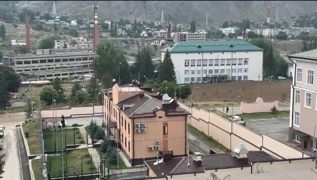 A mudflow damaged the administration building in Tyrnyauz, July 31, 2025. The frame was provided to the "Caucasian Knot" by local residents. A mudflow damaged the administration building in Tyrnyauz, July 31, 2025. The frame was provided to the "Caucasian Knot" by local residents.