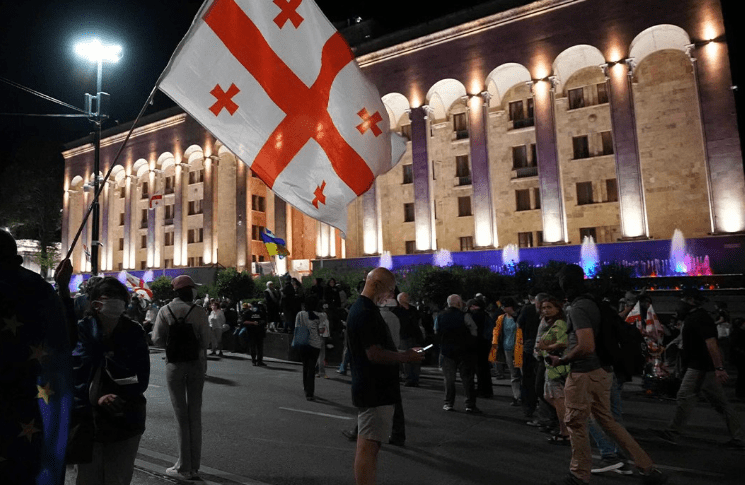 Protest at the Georgian Parliament. Screenshot of a photo by Publika from 10.09.25, https://www.facebook.com/photo?fbid=1546360200096858&set=a.715406393192247 (the activities of Meta, the company that owns the social network, are prohibited in Russia).
