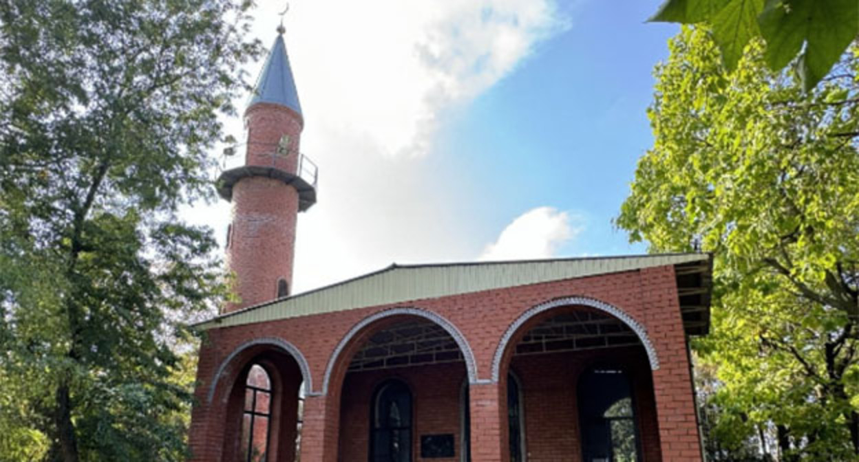 Mosque of the village of Kozet. Screenshot https://www.instagram.com/p/DOk9MkPDdMF/ belongs to the Meta company, whose activities are prohibited in Russia