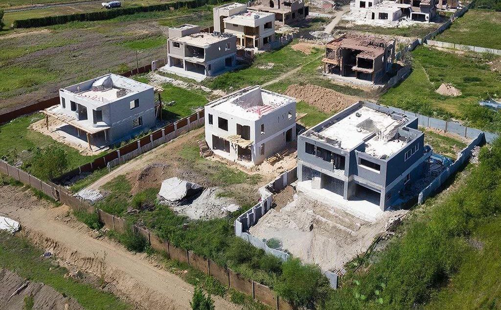 Unfinished buildings in the Rostov region built by the Citystroy construction company. December 16, 2025. Photo: Rostov-on-Don News / Telegram https://t.me/privet_rostov_ru