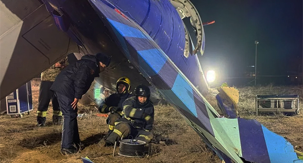 At the site of the AZAL plane crash. December 25, 2024. Photo: Ministry of Emergency Situations of the Republic of Kazakhstan.