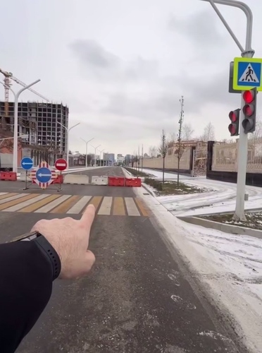 Video still from an eyewitness https://x.com/SashaSever12/status/2013060281132359886 Video still from an eyewitness https://x.com/SashaSever12/status/2013060281132359886