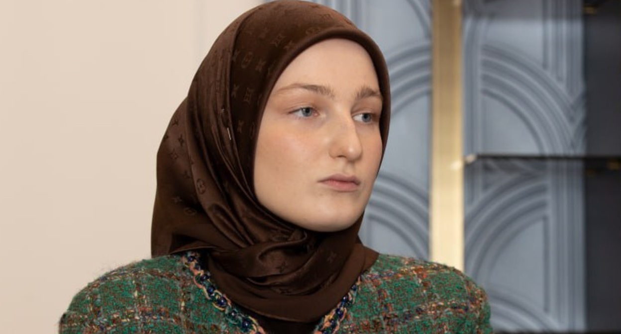 Khadijat Kadyrova. Photo: https://chechnya.gov.ru/wp-content/uploads/2024/02/RK_Taymaskhanov_Galas_31012024_4.jpg