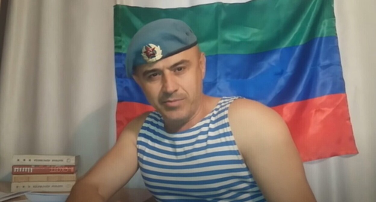 Askhabali Alibekov. Still from the "Wild Paratrooper" channel: https://www.youtube.com/watch?v=pgXra9fVrsI